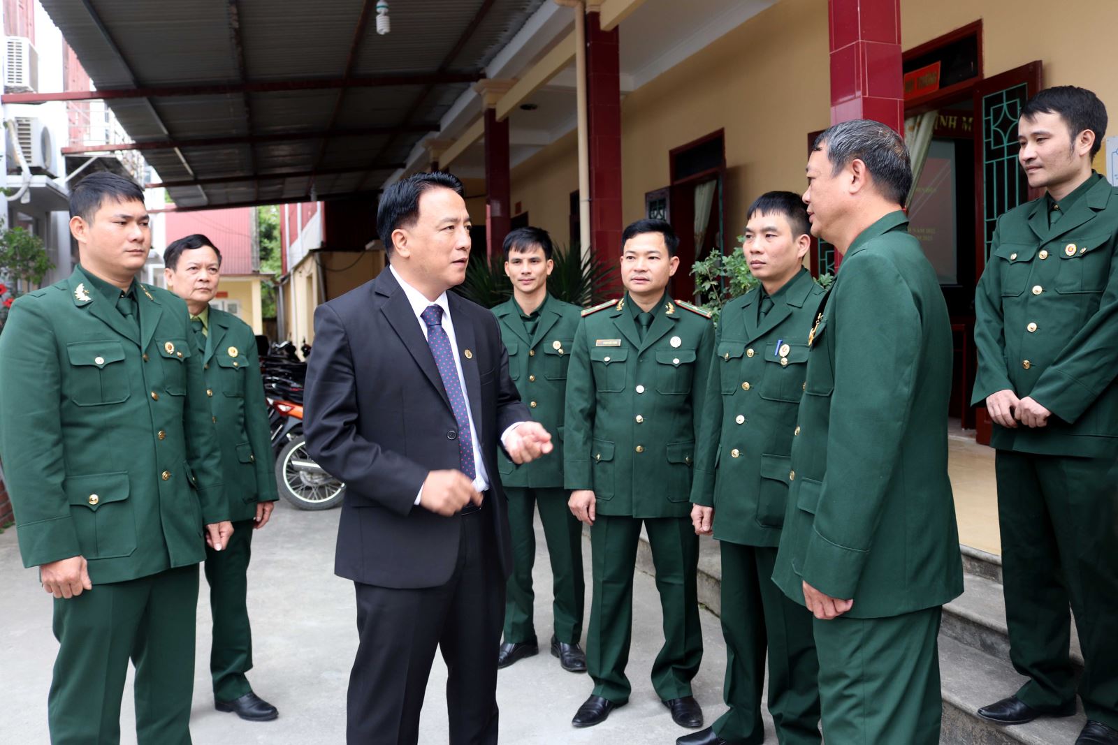 Đồng chí Phạm Giang Nam, Giám đốc Sở Y tế đề nghị Hội Cựu chiến binh Khối Y tế tích cực đẩy mạnh hơn nữa các Hoạt động phong trào gắn với thực hiện nhiệm vụ chuyên môn của mỗi Hội viên, Đơn vị.
